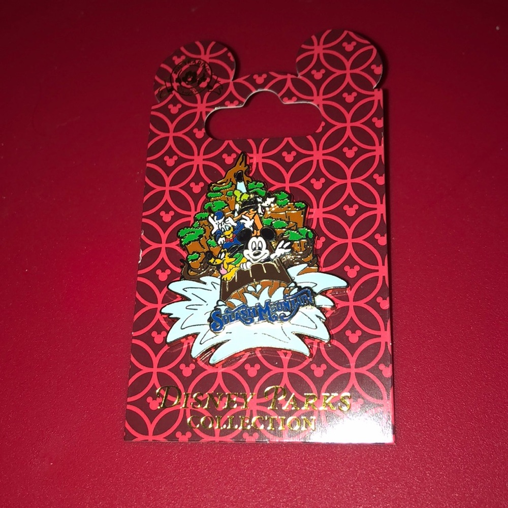 Splash Mountain pin
